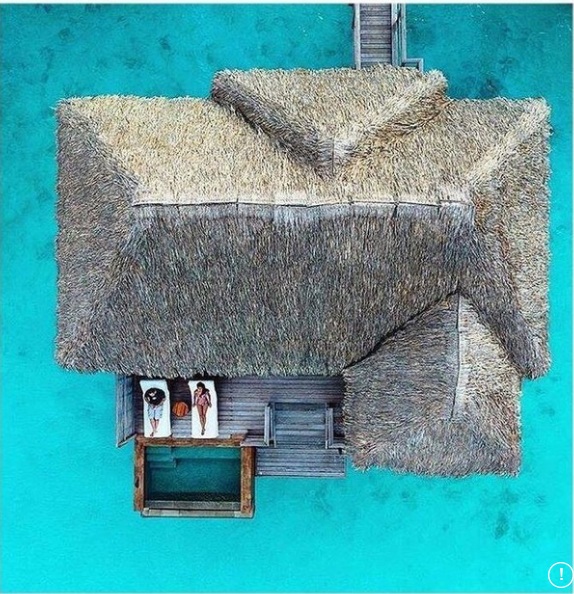 Hồ bơi lơ lửng giữa không trung tuyệt nhất